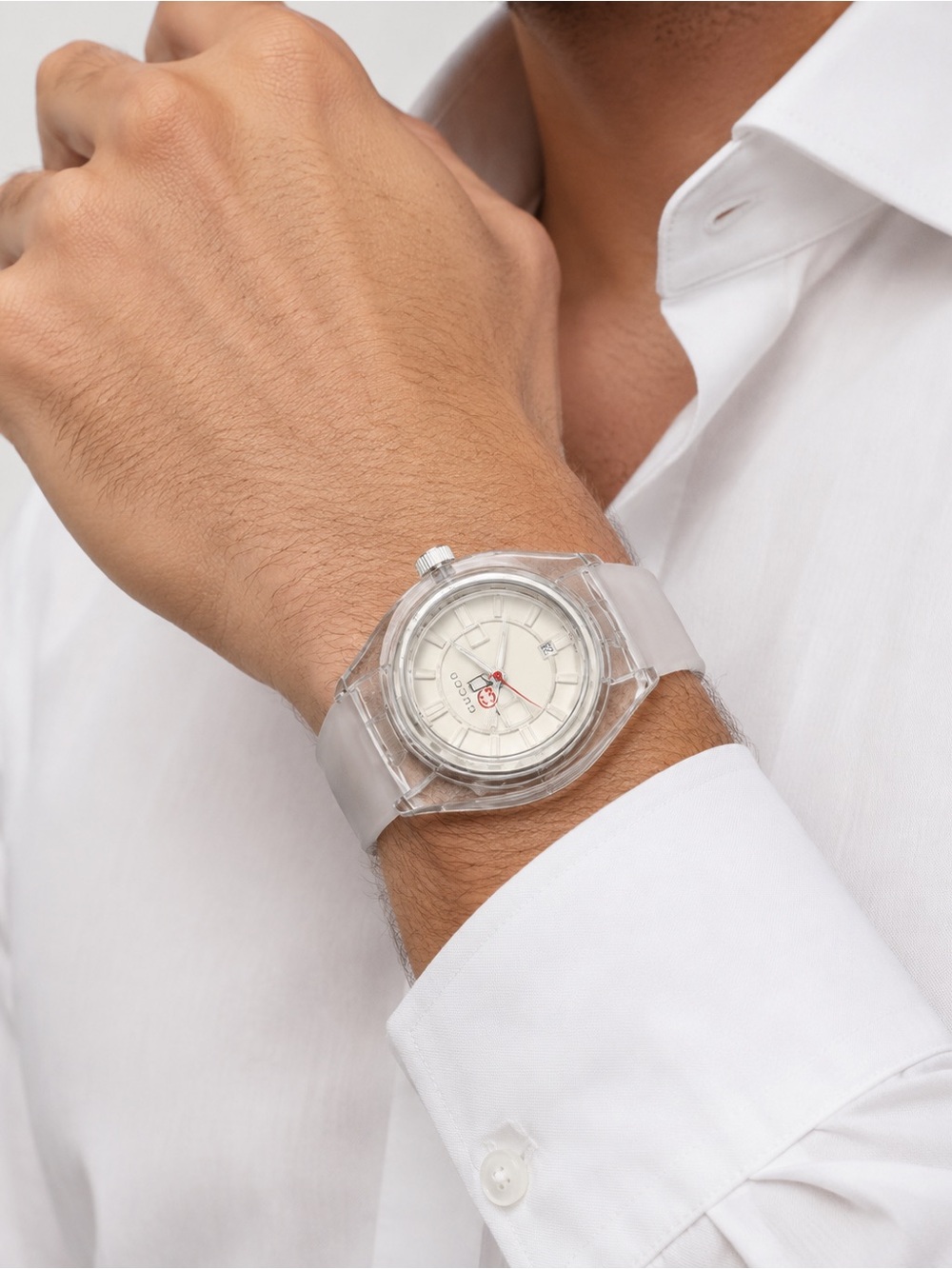 Gucci Sync XXL YA137110, a 46 mm Swiss-quartz watch with a transparent case/whit